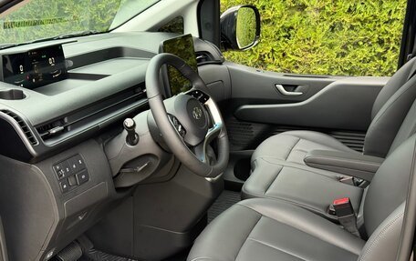 Hyundai Staria, 2024 год, 5 999 999 рублей, 10 фотография