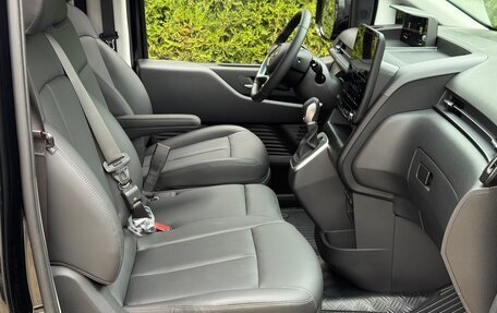 Hyundai Staria, 2024 год, 5 999 999 рублей, 23 фотография