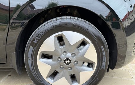 Hyundai Staria, 2024 год, 5 999 999 рублей, 28 фотография