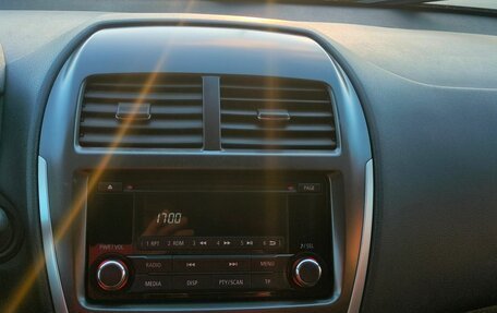 Mitsubishi ASX I рестайлинг, 2013 год, 1 000 000 рублей, 8 фотография