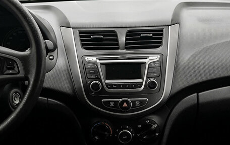 Hyundai Solaris II рестайлинг, 2014 год, 1 099 000 рублей, 19 фотография