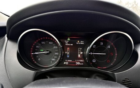 Jaguar XE I рестайлинг, 2016 год, 1 680 000 рублей, 15 фотография