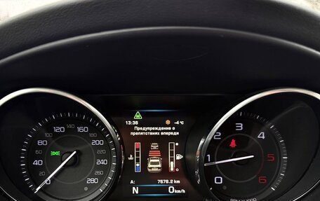 Jaguar XE I рестайлинг, 2016 год, 1 680 000 рублей, 14 фотография