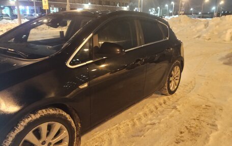 Opel Astra J, 2011 год, 490 000 рублей, 3 фотография