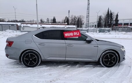 Skoda Superb III рестайлинг, 2021 год, 2 550 000 рублей, 6 фотография