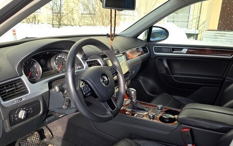 Volkswagen Touareg III, 2013 год, 2 000 000 рублей, 5 фотография