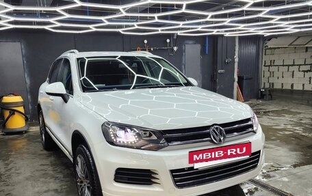 Volkswagen Touareg III, 2013 год, 2 000 000 рублей, 3 фотография