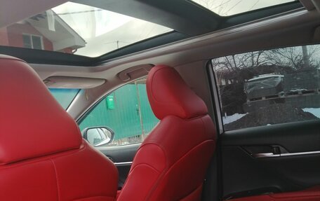 Toyota Camry, 2018 год, 2 800 000 рублей, 11 фотография