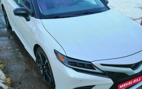 Toyota Camry, 2018 год, 2 800 000 рублей, 7 фотография