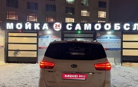KIA Carnival III, 2019 год, 3 000 000 рублей, 5 фотография