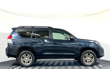 Toyota Land Cruiser Prado 150 рестайлинг 2, 2011 год, 2 497 000 рублей, 4 фотография