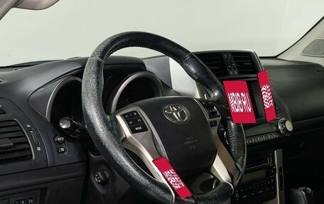 Toyota Land Cruiser Prado 150 рестайлинг 2, 2011 год, 2 497 000 рублей, 13 фотография