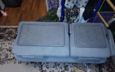 Mazda Bongo Friendee i рестайлинг, 1998 год, 300 000 рублей, 10 фотография