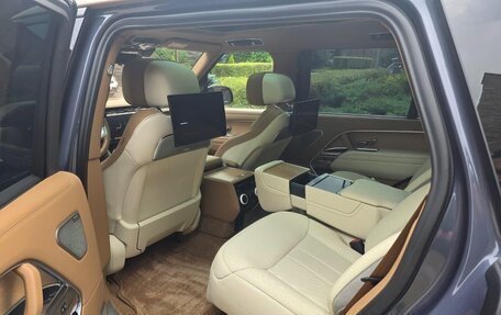 Land Rover Range Rover IV рестайлинг, 2022 год, 26 900 000 рублей, 6 фотография