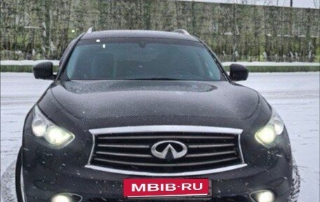 Infiniti FX II, 2012 год, 1 700 000 рублей, 9 фотография