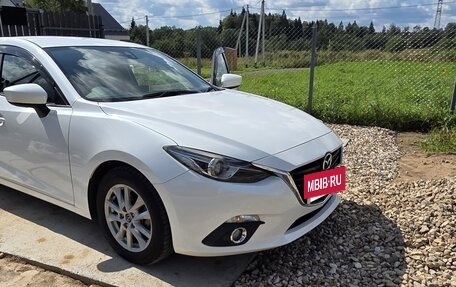 Mazda Axela, 2015 год, 1 390 000 рублей, 2 фотография