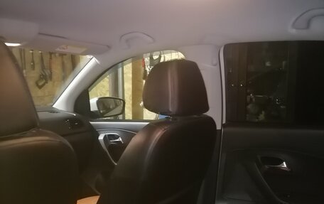 Volkswagen Polo VI (EU Market), 2012 год, 750 000 рублей, 12 фотография