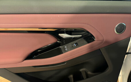 Land Rover Range Rover Evoque II, 2025 год, 6 290 000 рублей, 14 фотография