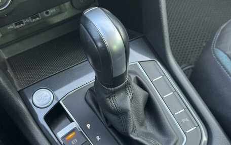 Volkswagen Tiguan II, 2020 год, 2 599 000 рублей, 12 фотография