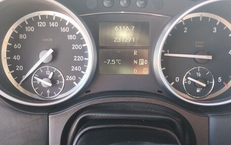 Mercedes-Benz GL-Класс, 2012 год, 2 300 000 рублей, 11 фотография