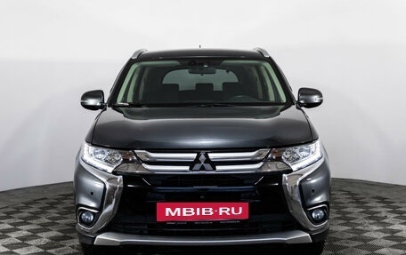 Mitsubishi Outlander III рестайлинг 3, 2016 год, 1 999 000 рублей, 2 фотография