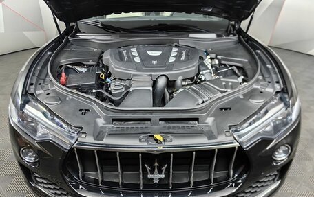 Maserati Levante I, 2018 год, 3 790 000 рублей, 11 фотография