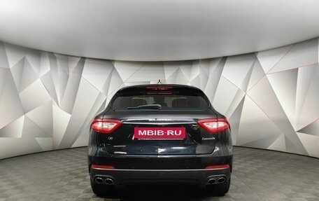 Maserati Levante I, 2018 год, 3 790 000 рублей, 8 фотография