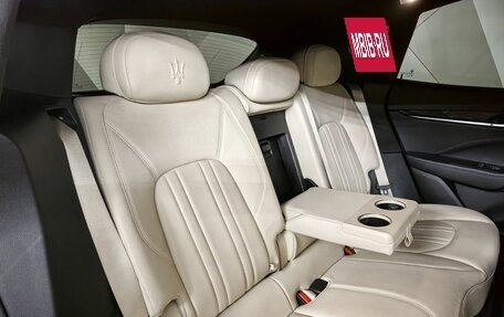 Maserati Levante I, 2018 год, 3 790 000 рублей, 17 фотография