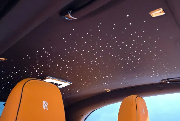 Rolls-Royce Flying Spur, 2024 год, 50 550 000 рублей, 15 фотография