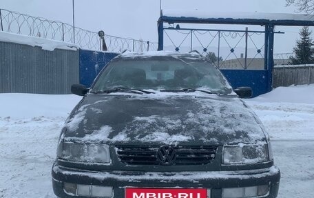 Volkswagen Passat B4, 1996 год, 159 999 рублей, 1 фотография