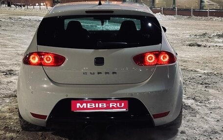 SEAT Leon Cupra II рестайлинг, 2011 год, 1 500 000 рублей, 8 фотография