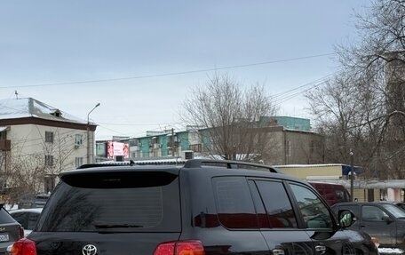 Toyota Land Cruiser 200, 2015 год, 3 990 000 рублей, 6 фотография