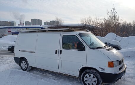 Volkswagen Transporter T4, 2001 год, 850 000 рублей, 2 фотография