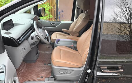 Hyundai Staria, 2022 год, 5 440 000 рублей, 17 фотография