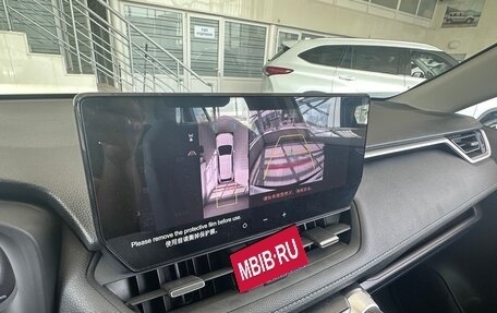 Toyota RAV4, 2025 год, 3 899 000 рублей, 18 фотография