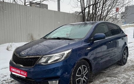KIA Rio III рестайлинг, 2015 год, 950 000 рублей, 2 фотография