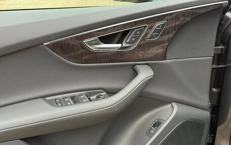 Audi Q7, 2025 год, 10 800 000 рублей, 16 фотография