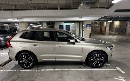 Volvo XC60 II, 2019 год, 4 200 000 рублей, 6 фотография