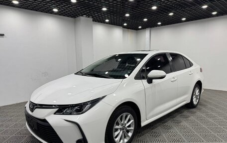 Toyota Corolla, 2022 год, 1 350 001 рублей, 1 фотография