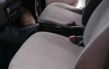 Toyota Estima III рестайлинг -2, 1994 год, 350 000 рублей, 10 фотография