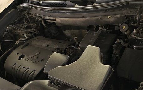 Mitsubishi Outlander III рестайлинг 3, 2019 год, 2 550 000 рублей, 2 фотография