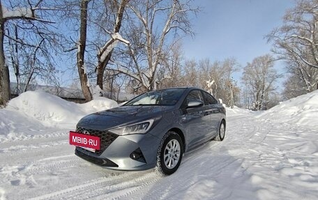 Hyundai Solaris II рестайлинг, 2021 год, 1 600 000 рублей, 8 фотография