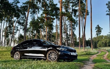 BMW 3 серия, 2019 год, 3 500 000 рублей, 17 фотография