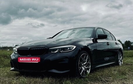 BMW 3 серия, 2019 год, 3 500 000 рублей, 14 фотография