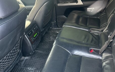 Toyota Land Cruiser 200, 2012 год, 2 650 000 рублей, 6 фотография