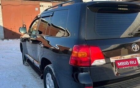 Toyota Land Cruiser 200, 2012 год, 2 650 000 рублей, 2 фотография