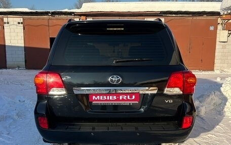 Toyota Land Cruiser 200, 2012 год, 2 650 000 рублей, 8 фотография