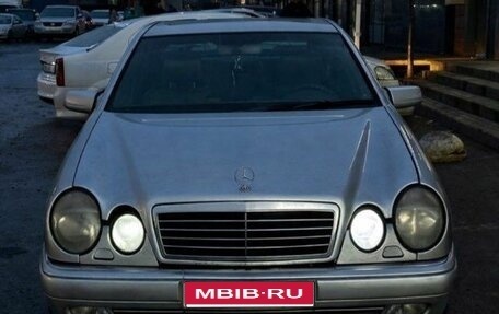 Mercedes-Benz E-Класс, 1999 год, 222 000 рублей, 1 фотография
