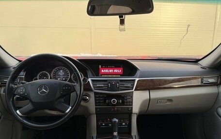 Mercedes-Benz E-Класс, 2010 год, 1 299 000 рублей, 8 фотография