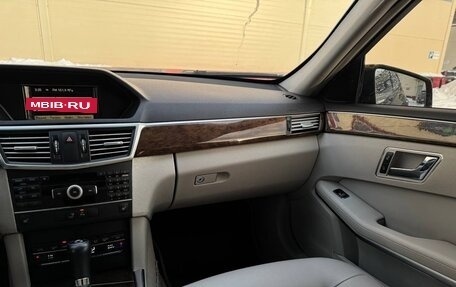 Mercedes-Benz E-Класс, 2010 год, 1 299 000 рублей, 9 фотография